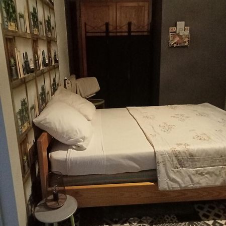 Le Repaire Des Ecureuils Bed and Breakfast Bourg-Argental Εξωτερικό φωτογραφία